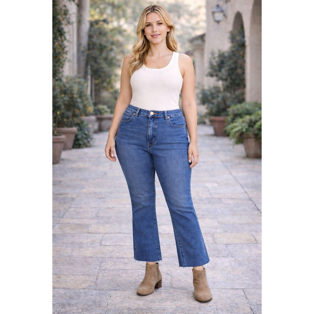 MADEWELL New Mid Rise Kick Out Jeans Cropped Flare Bootcut Blue 26W NJ440